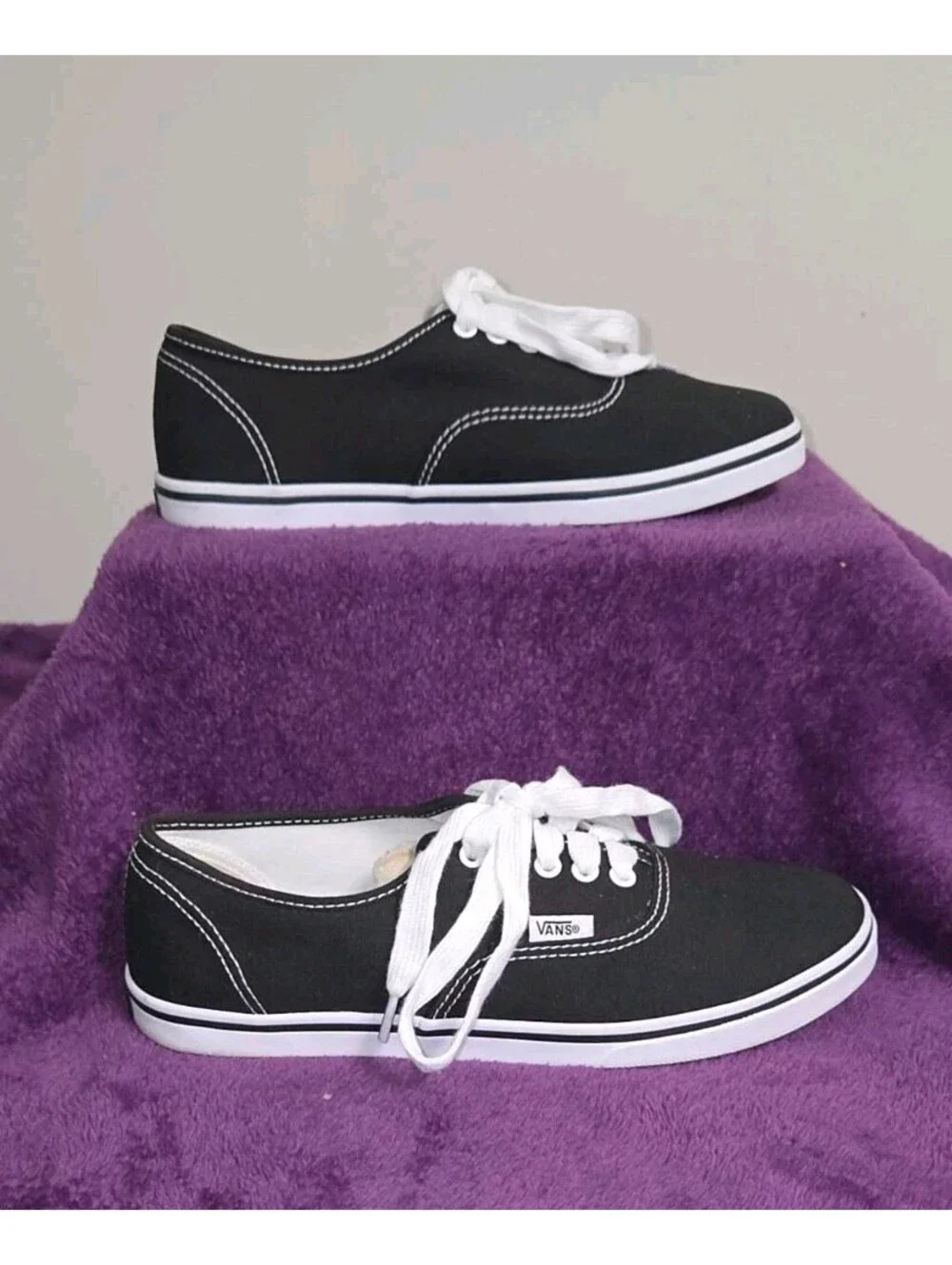 Vans Black White Authentic Low Top Lace Up Canvas Sneaker Sz Men 6.5/Women's 8